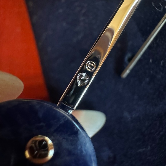 NWOT Blue & Silver Swarovski Disk Pierced Earrings White Rhodium-Plated - Picture 6 of 9